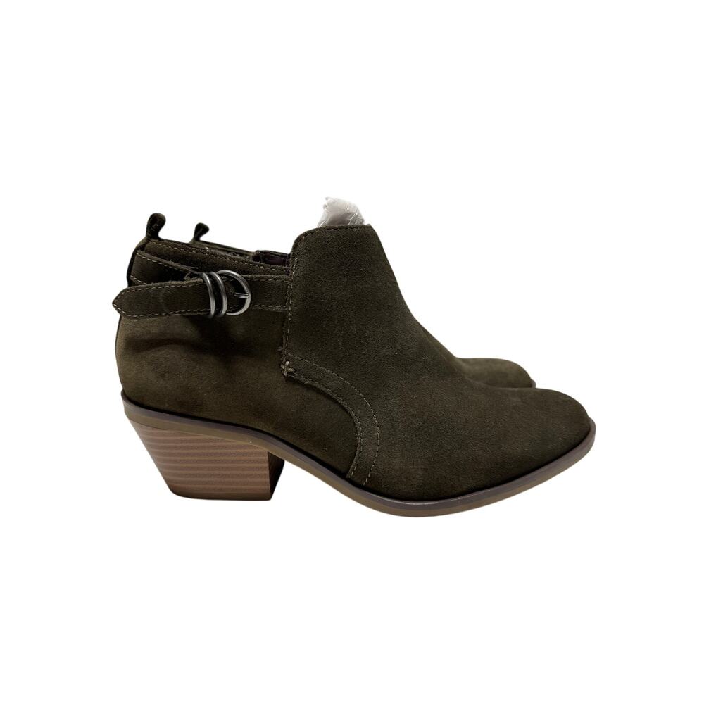 White Mountain Women’s Suede Ankle Boots Size 8 New with Box